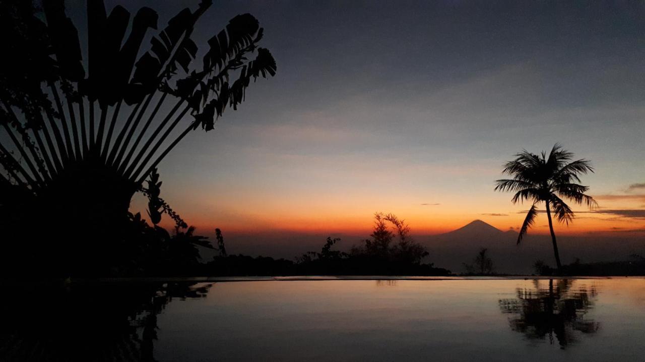 Aomi Villa Senggigi Buitenkant foto