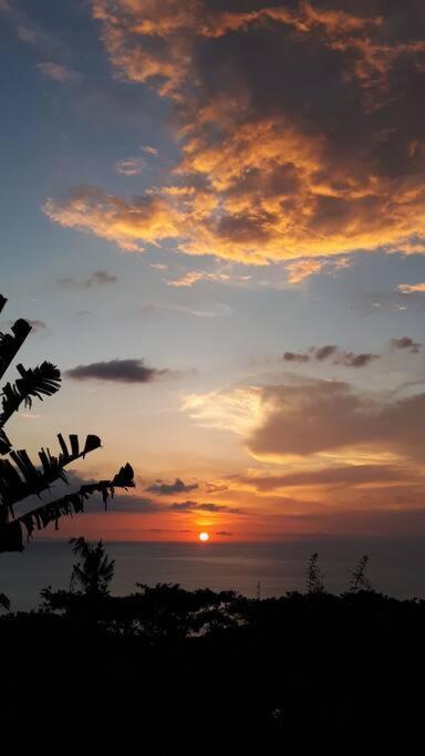 Aomi Villa Senggigi Buitenkant foto